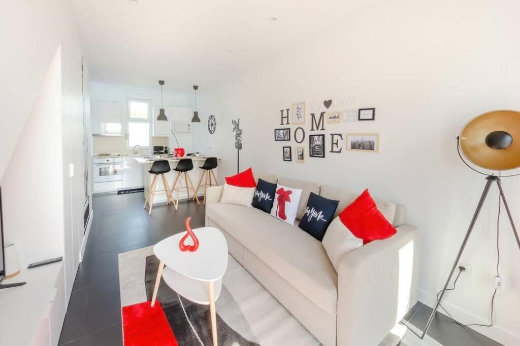 New York House Appartement Villejust Buitenkant foto