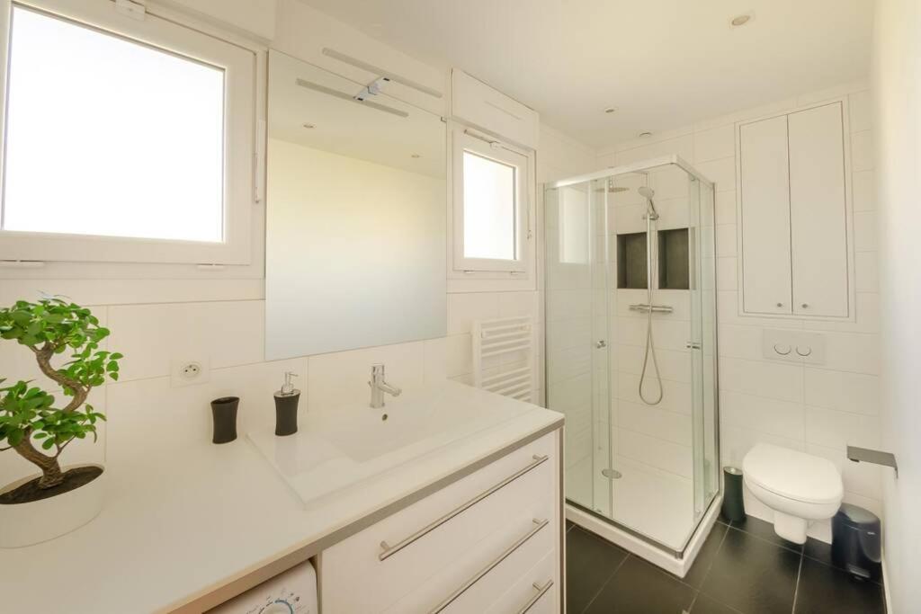 New York House Appartement Villejust Buitenkant foto